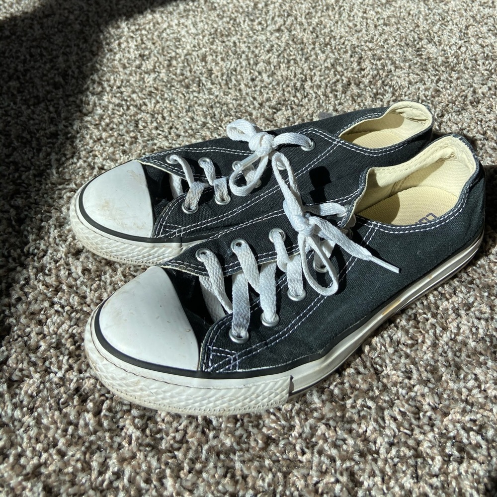 Black converse